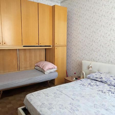 Ricky&Mamma Bed & Breakfast โกโม ภายนอก รูปภาพ